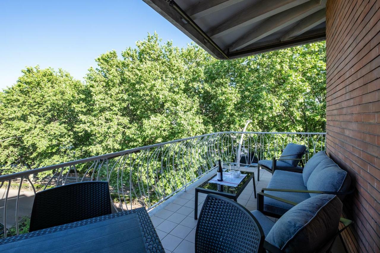 Your Trastevere Balcony Rom