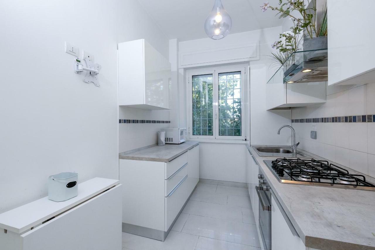 Apartment Your Trastevere Balcony Rom